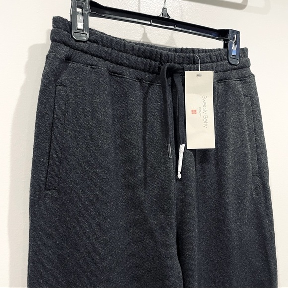 NWT! Sweaty Betty Nestle Up Taper Pants in Dark Grey Size S - Picture 4 of 10